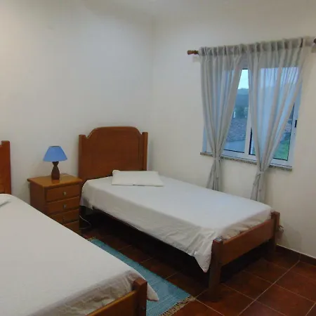 Casa Avo Fraga * Lajes das Flores